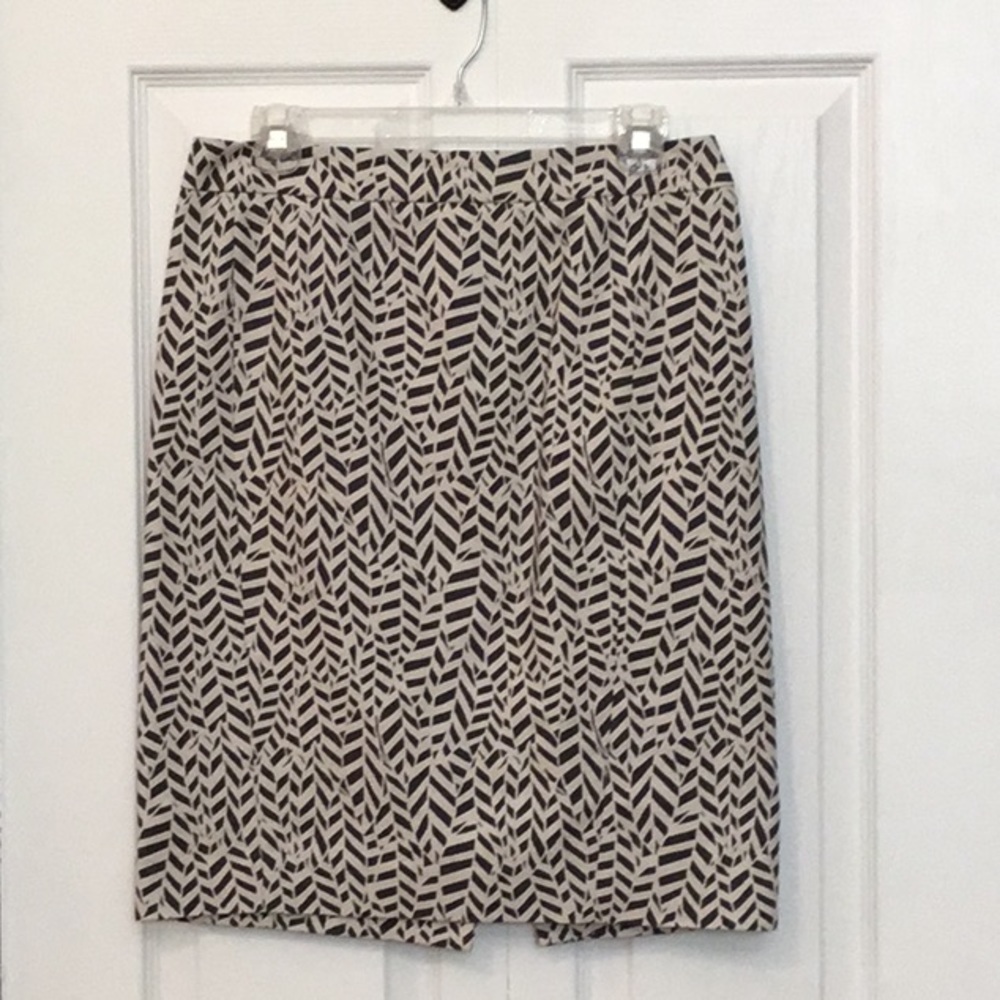 Ecru and Navy Skirt